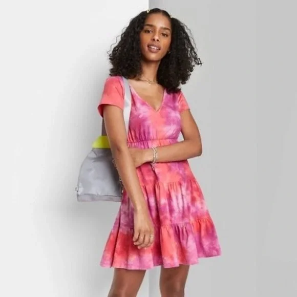 open lace back dress Buy Women's Peach and Pink Tie Dye A-Line Fit and Flare Maxi Dress - SARAS  THE LABEL Online at Best Price main image 0